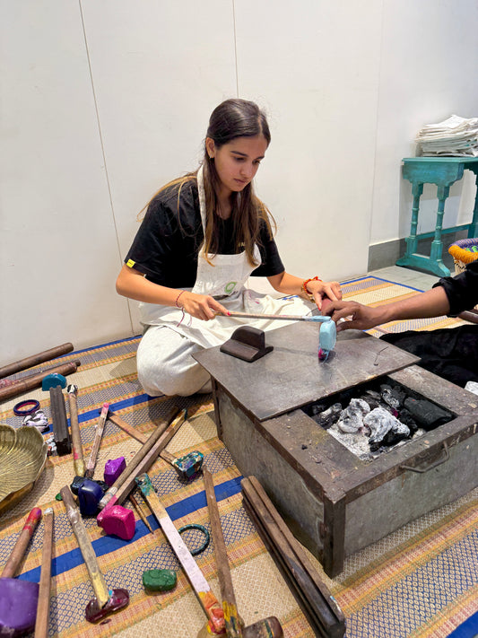 Lac Bangle Making Experience